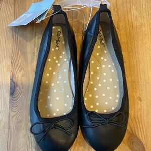 Cat & Jack Classic Black Flats with Bow